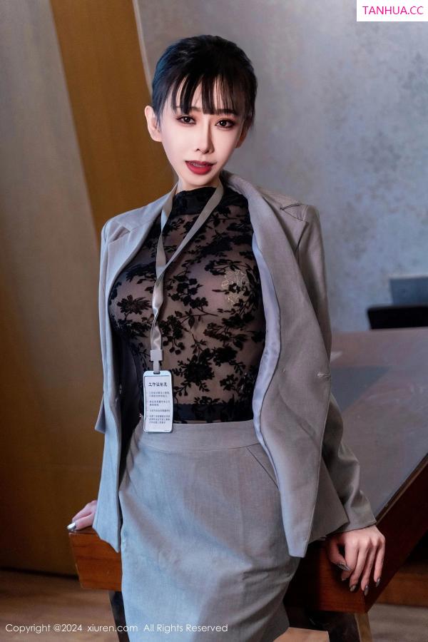   [XiuRen]高清写真图 2024.03.26 No.8290 宝宝甜 黑丝性感第10张图片
